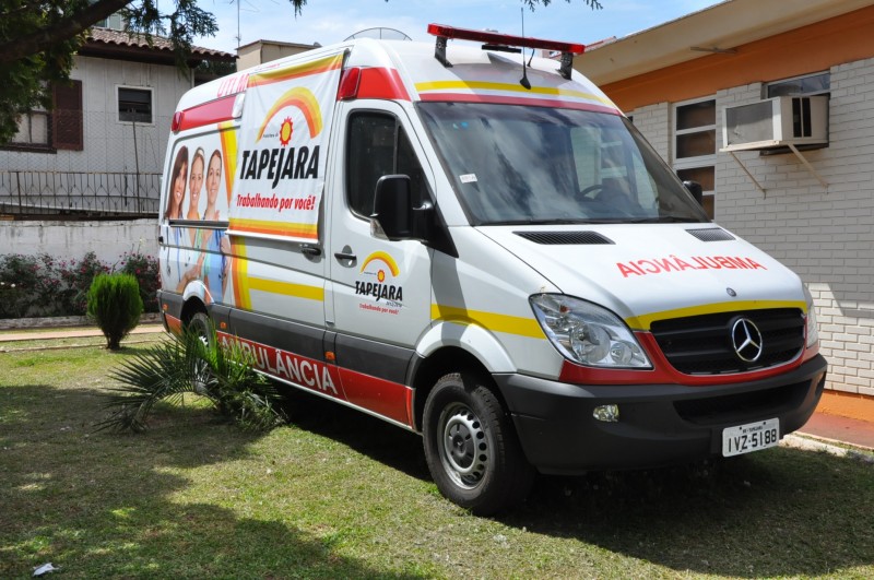 Prefeitura de Tapejara adquire mais uma ambulância