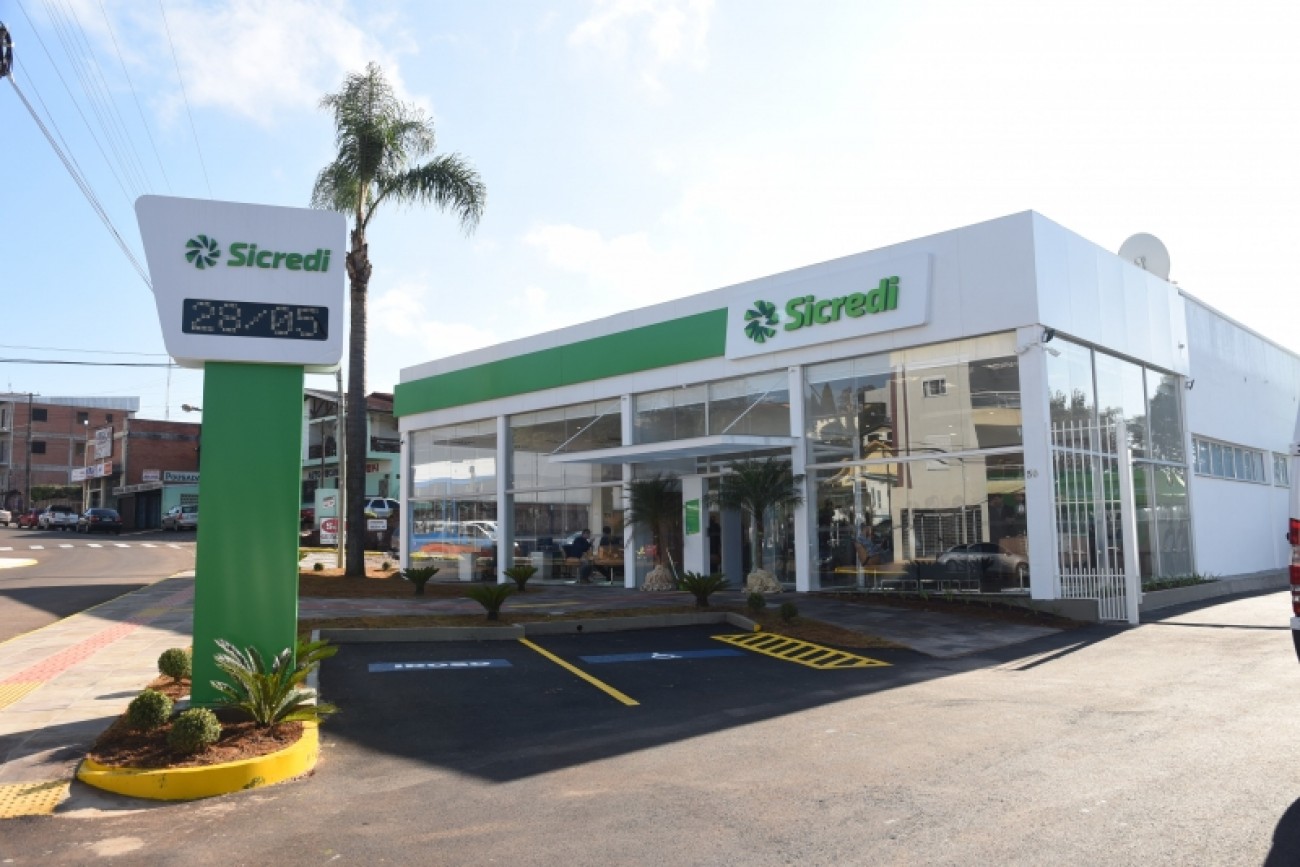 Sicredi inaugura agência em Getúlio Vargas