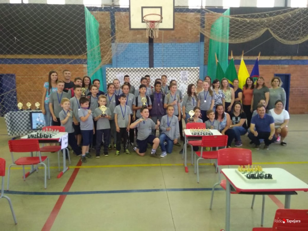 Água Santa realizou o 5º Campeonato Municipal de Xadrez Escolar