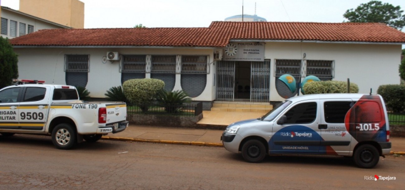 Bandidos armados roubam carro e fazem jovem de refém em Tapejara