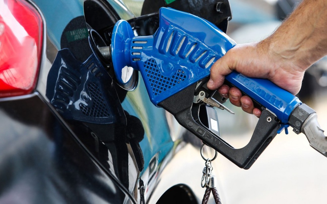 Nova gasolina se torna obrigatória no país a partir desta segunda-feira