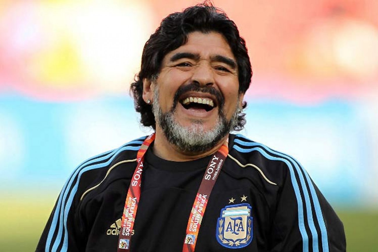 Luto no esporte: morre Diego Maradona aos 60 anos