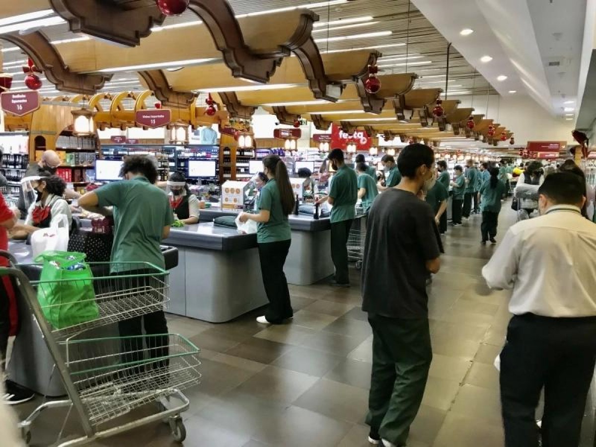 Governador proíbe venda de produtos não essenciais nos supermercados do RS