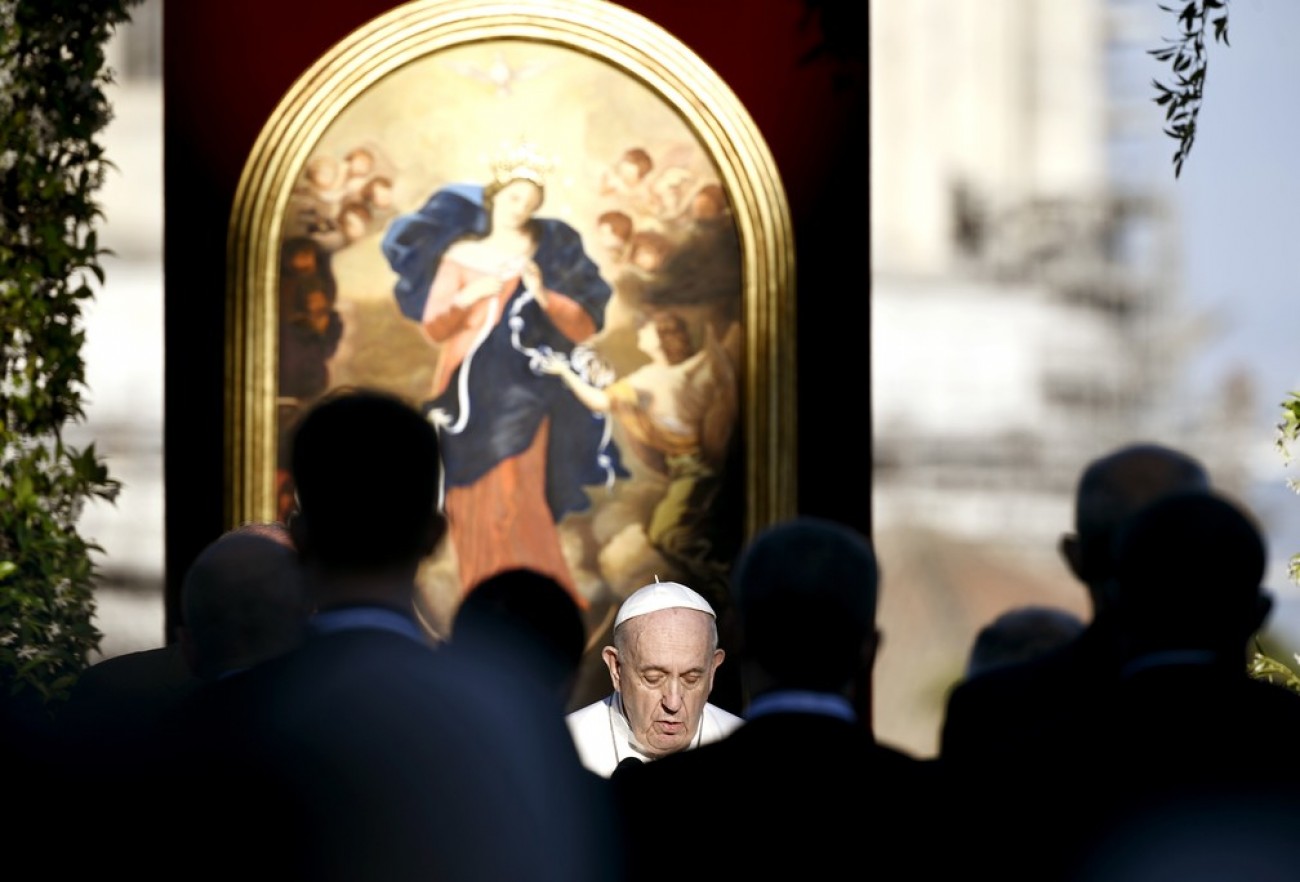 Papa muda legislação do Vaticano sobre abuso sexual