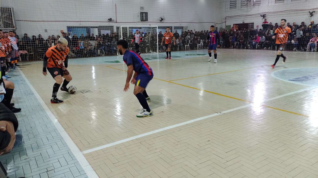 Aberto de Futsal de Santa Cecília do Sul encerra com três grandes jogos