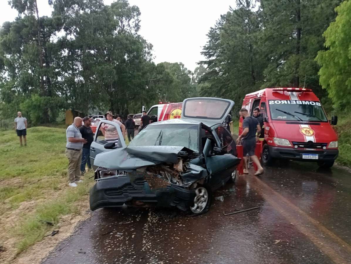 Atualizada Seis Pessoas Ficam Feridas Em Acidente De Trânsito Entre Tapejara E Santa Cecília Do 9733