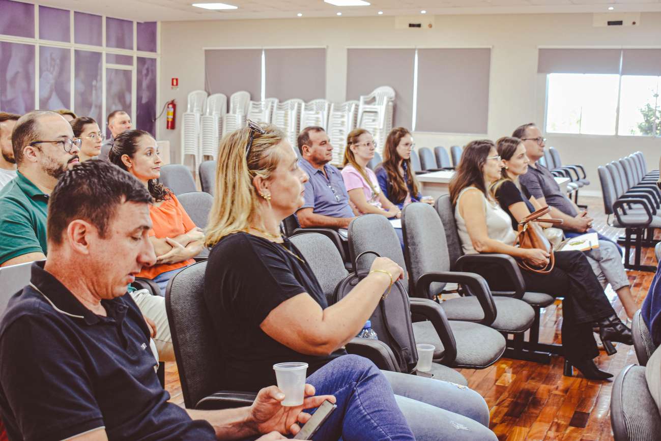 Ibiaçá sedia reunião de secretários e Dirigentes de Meio Ambiente dos municípios da AMUNOR