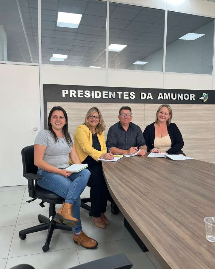 É de Tapejara o novo presidente dos Secretários Regionais da Assistência Social da AMUNOR
