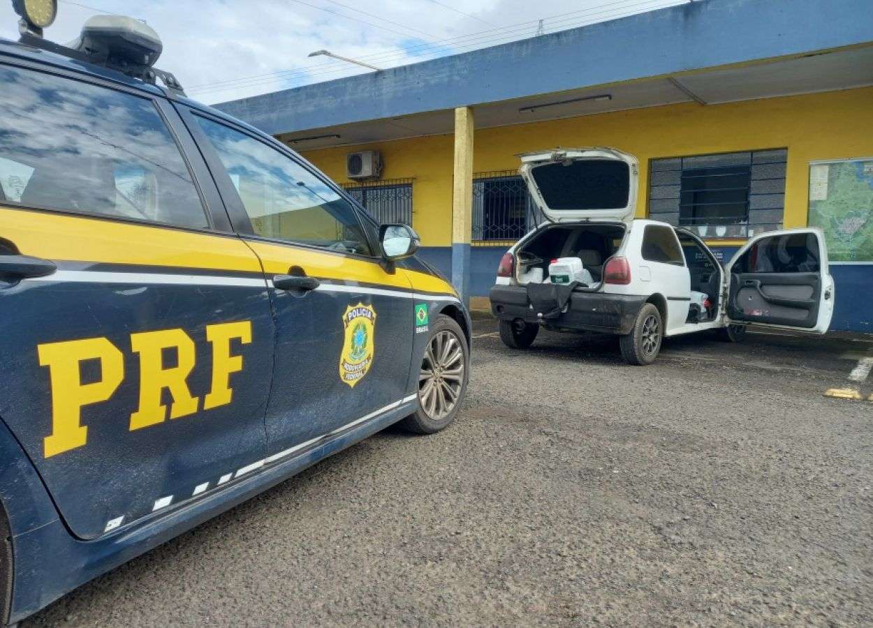 PRF prende contrabandista com 380 litros de agrotóxicos em Vacaria