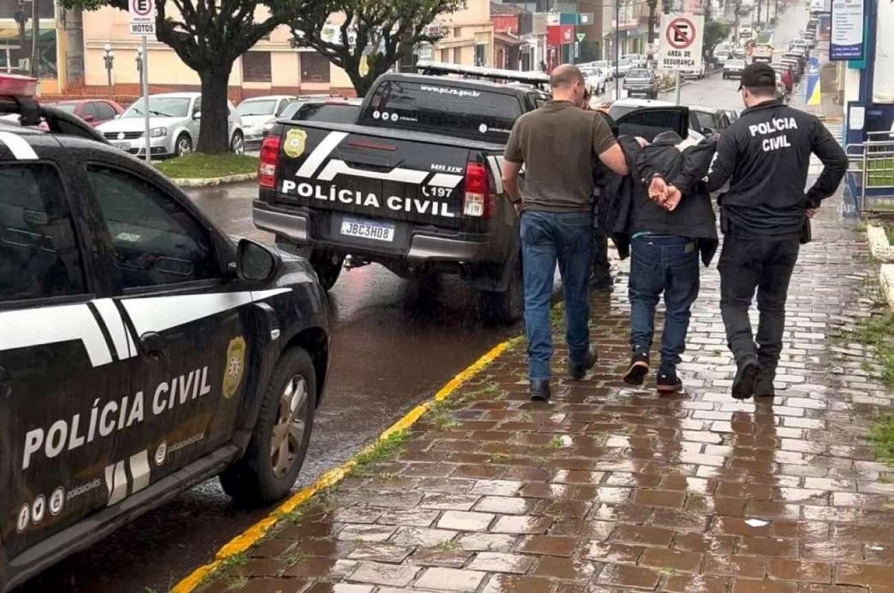 Ex-motorista é condenado a mais de 100 anos por estuprar alunas dentro de ônibus escolar em Erebango