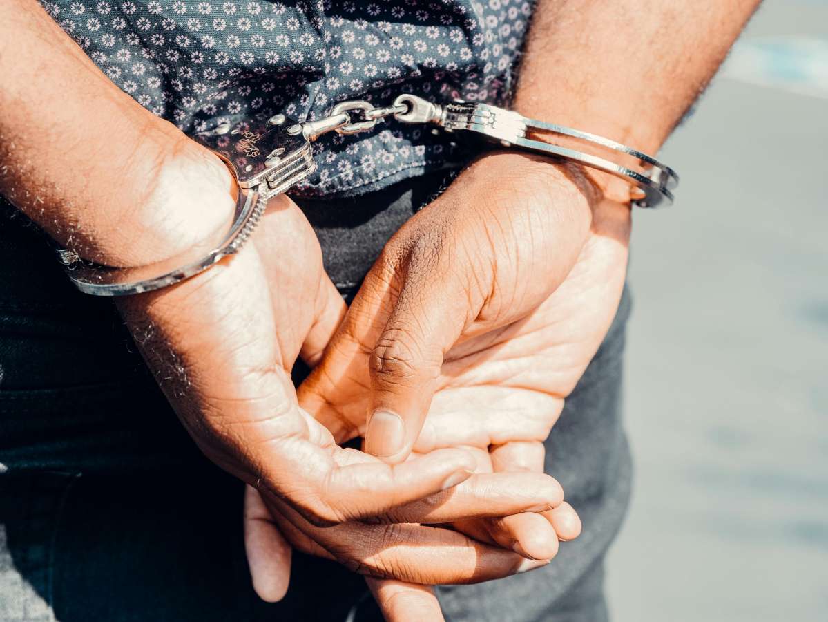 Homem de 71 anos é preso por estupro de vulnerável em Barracão