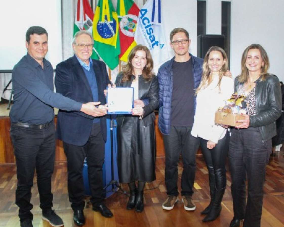Palestra sobre sucessão patrimonial marca reunião-jantar em Tapejara