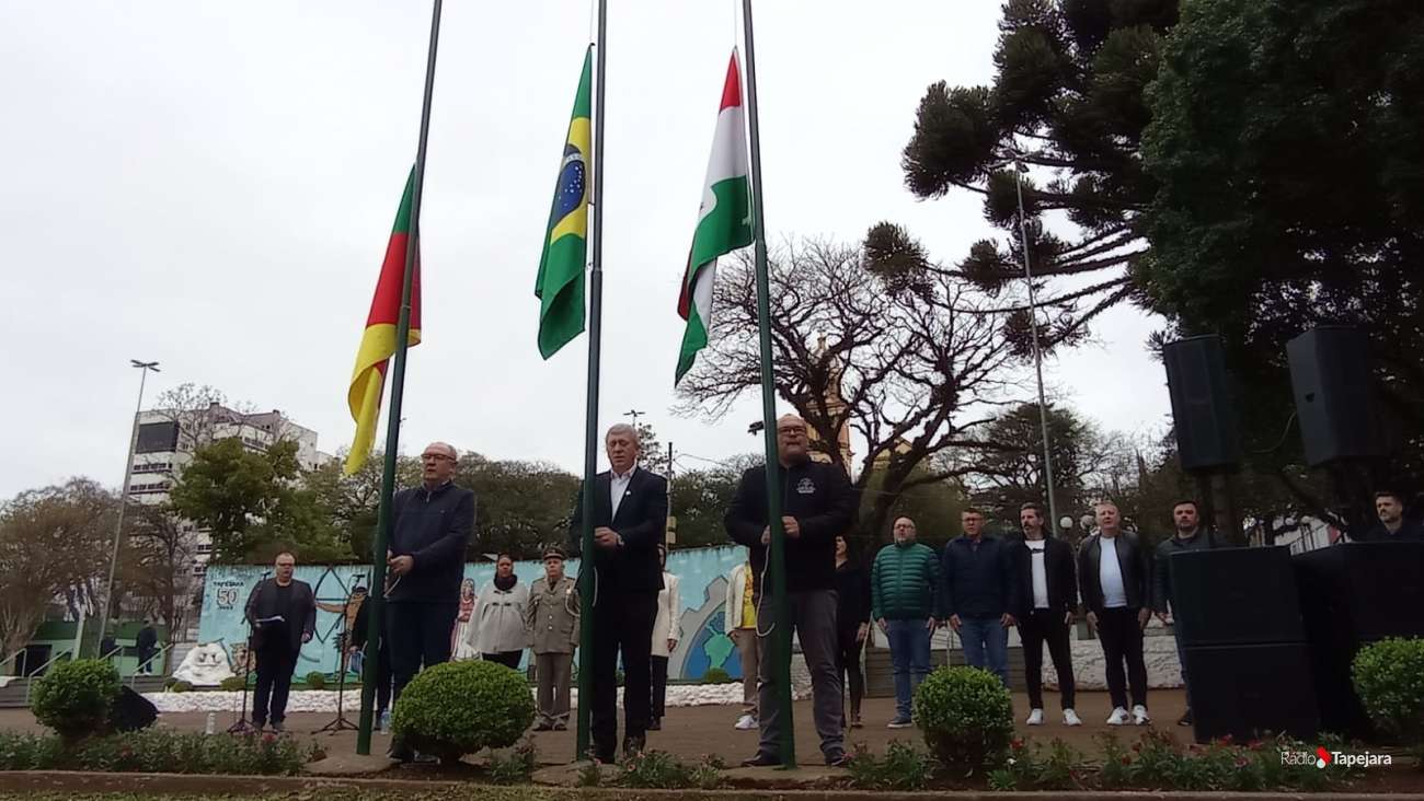 Tapejara celebra a Independência do Brasil com grande desfile cívico