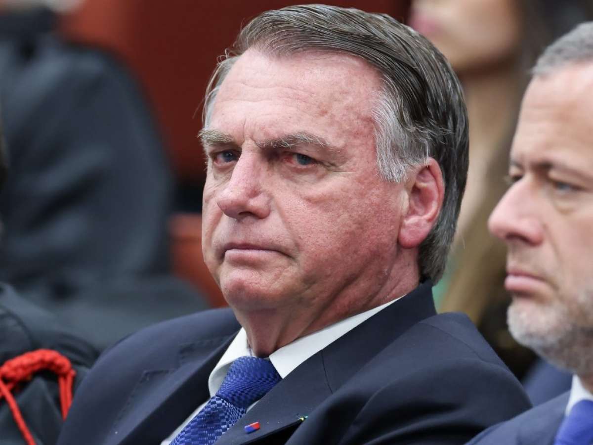 STF condena Jair Bolsonaro a 27 anos e 3 meses de prisão