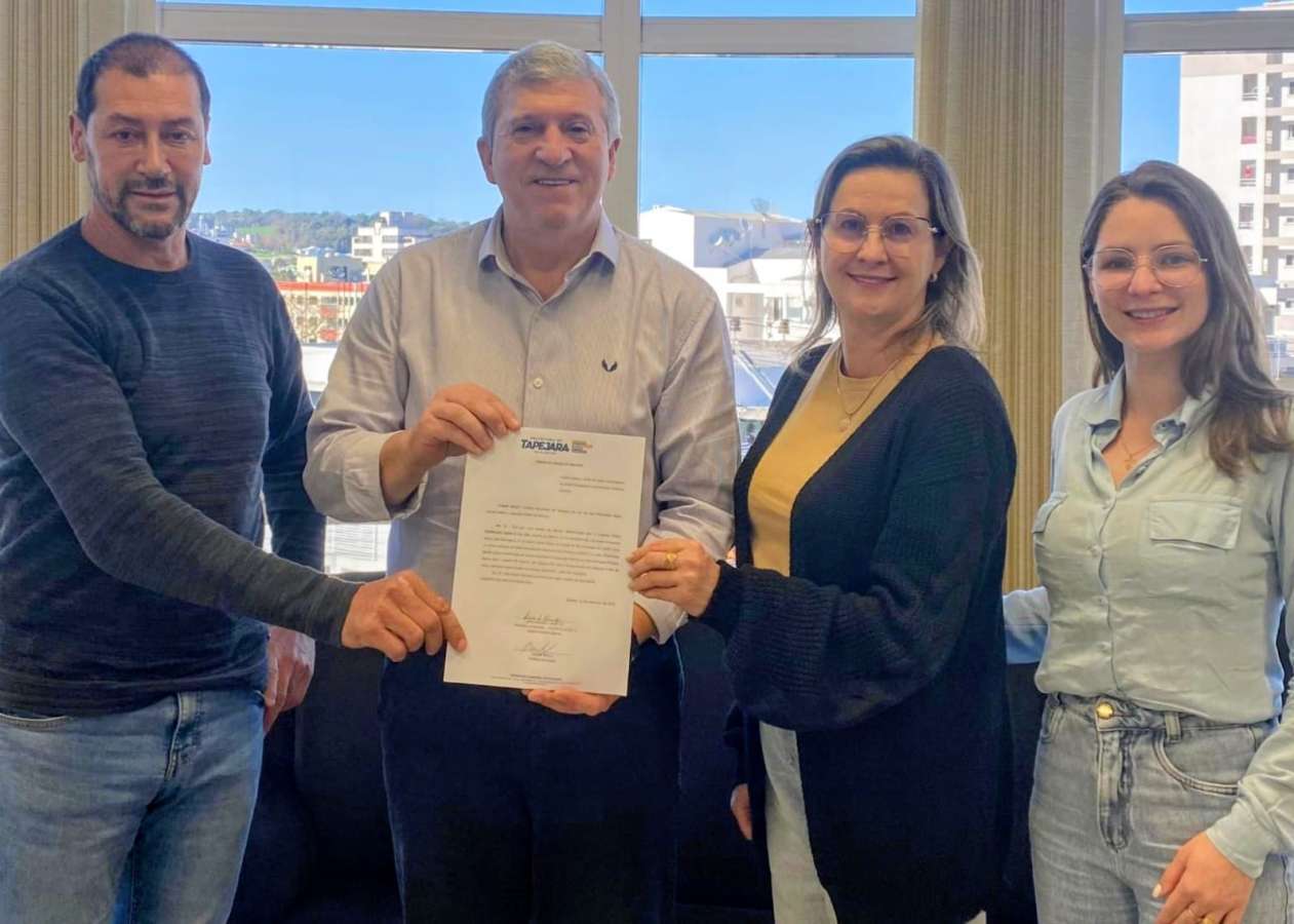 Prefeitura assina ordem de serviço para construção de nova creche em Tapejara