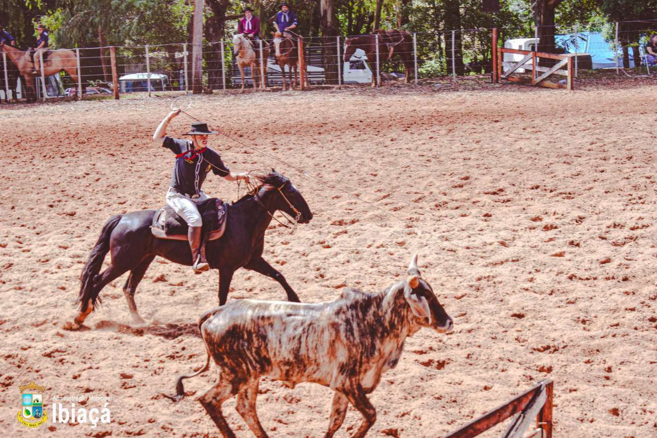 Taça Rotativa e show com Thomas Machado marcam encerramento da Semana Farroupilha, em Ibiaçá