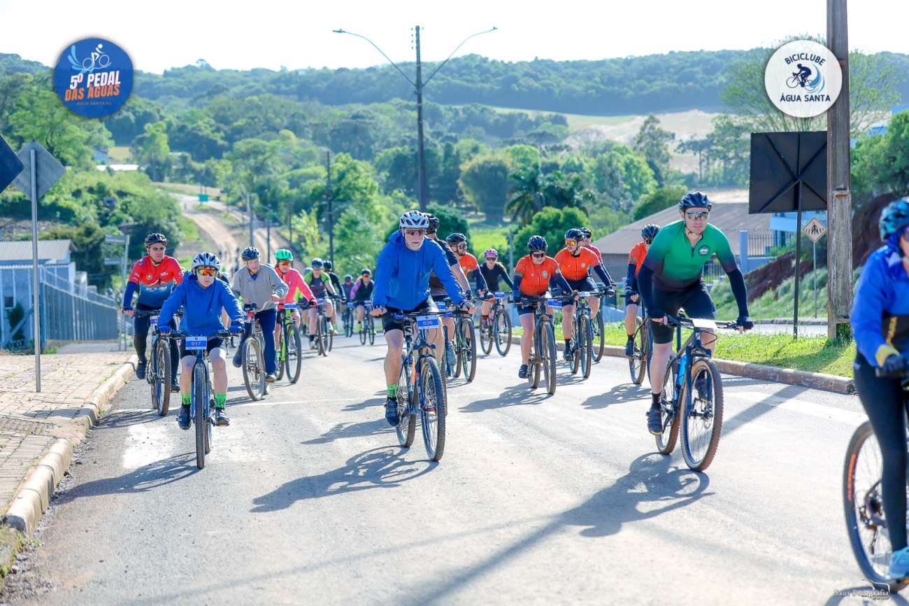 5º Pedal das Águas reúne mais de cem atletas em Água Santa