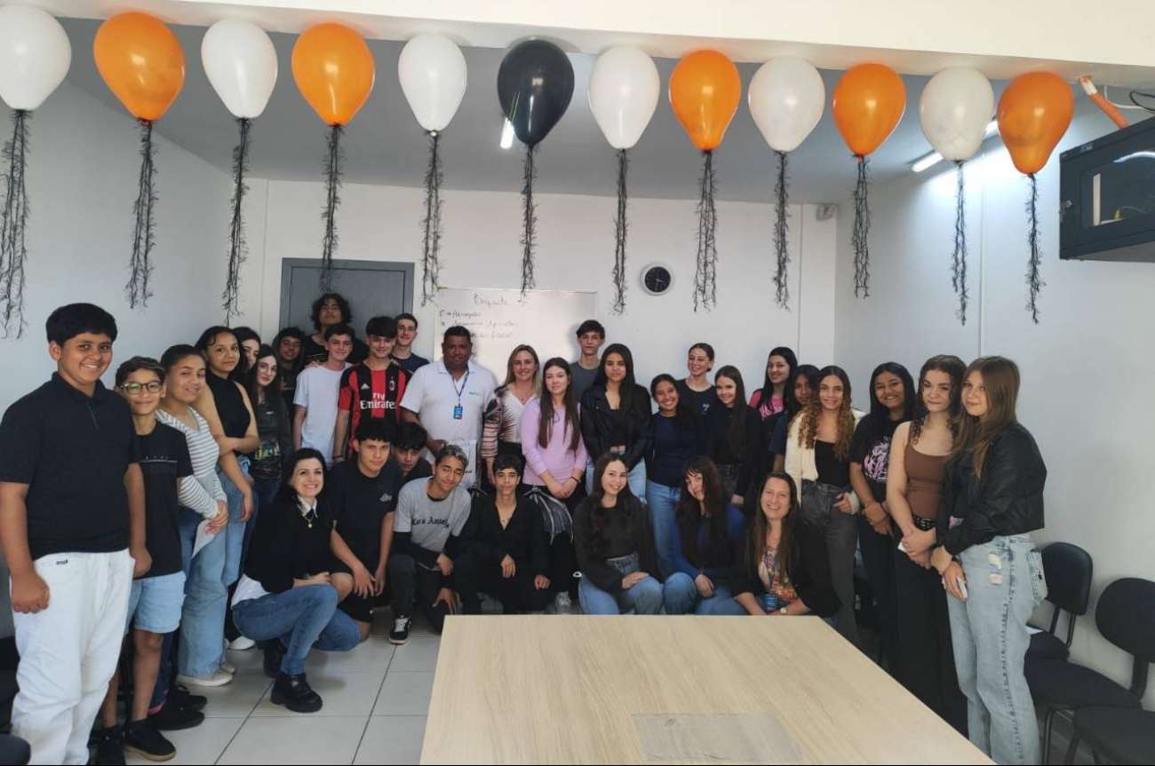 Encontro do Programa Jovem Trabalhador aborda o universo das profissões