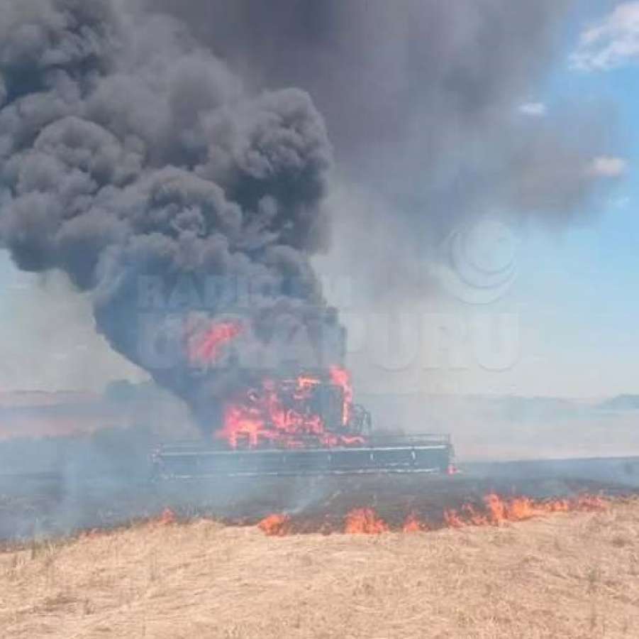 Máquina agrícola é destruída por incêndio no interior de Sertão