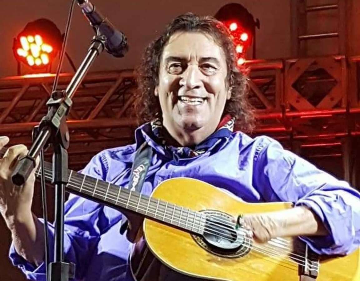 Morre cantor nativista João Chagas Leite aos 80 anos de idade
