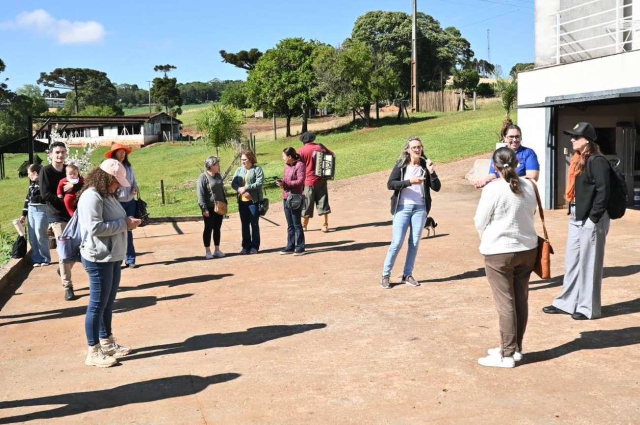 Turismo Rural em Destaque: Tapejarenses Realizam Visita Técnica Enriquecedora em Sertão