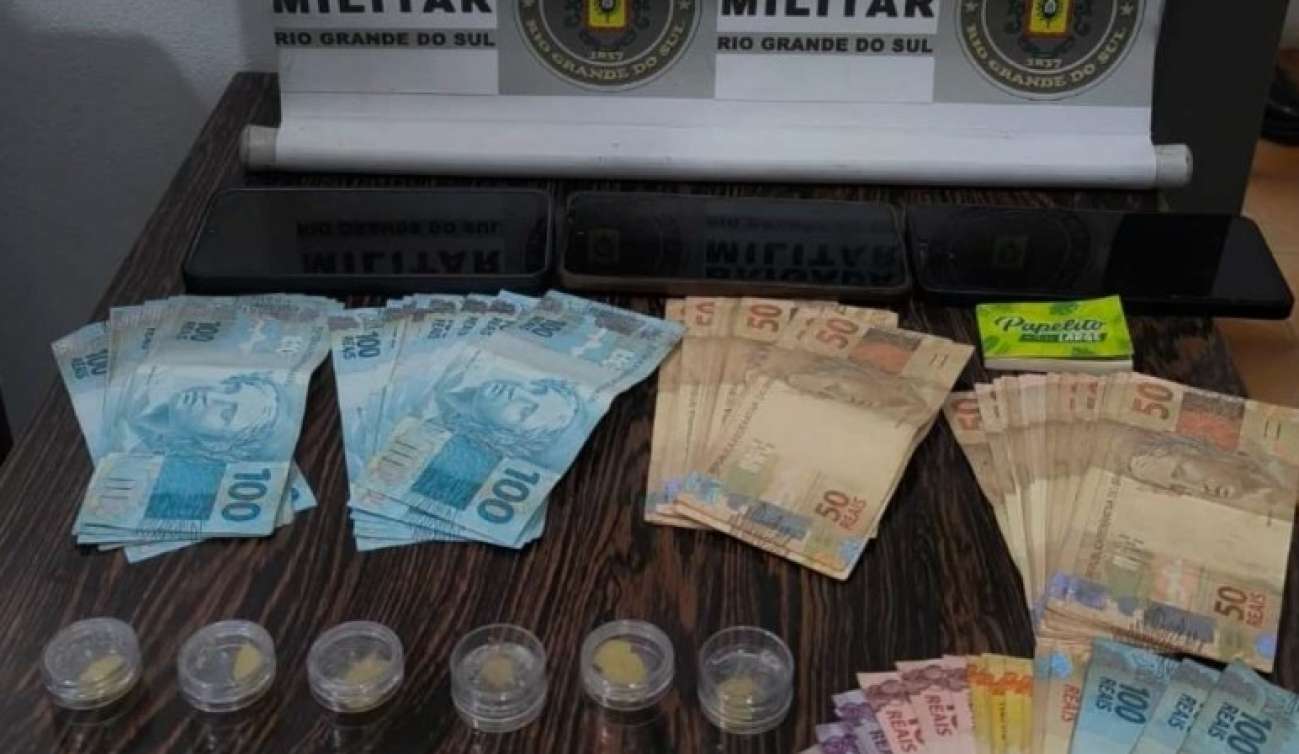 Trio é preso por tráfico de drogas, em Barracão