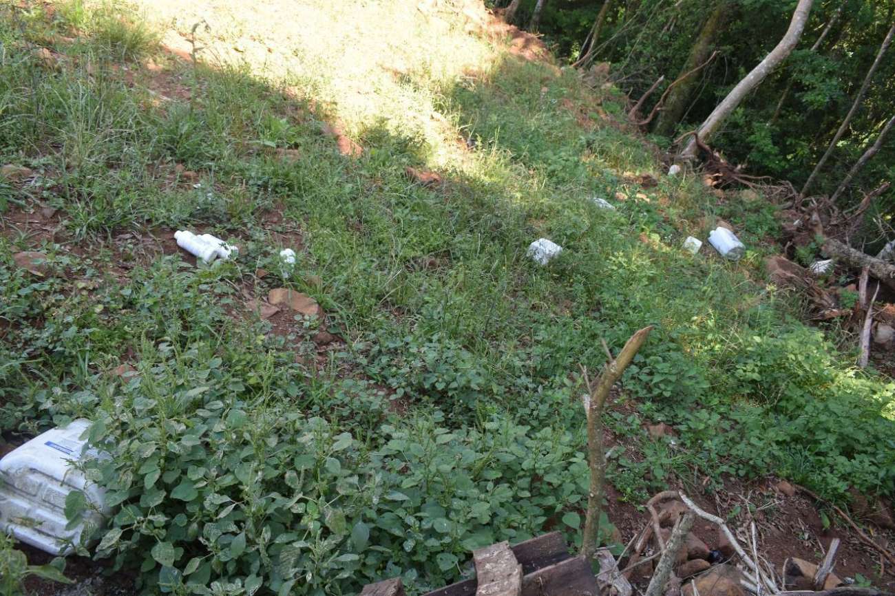 Brigada Militar flagra descarte irregular de embalagens de agrotóxicos em Gaurama