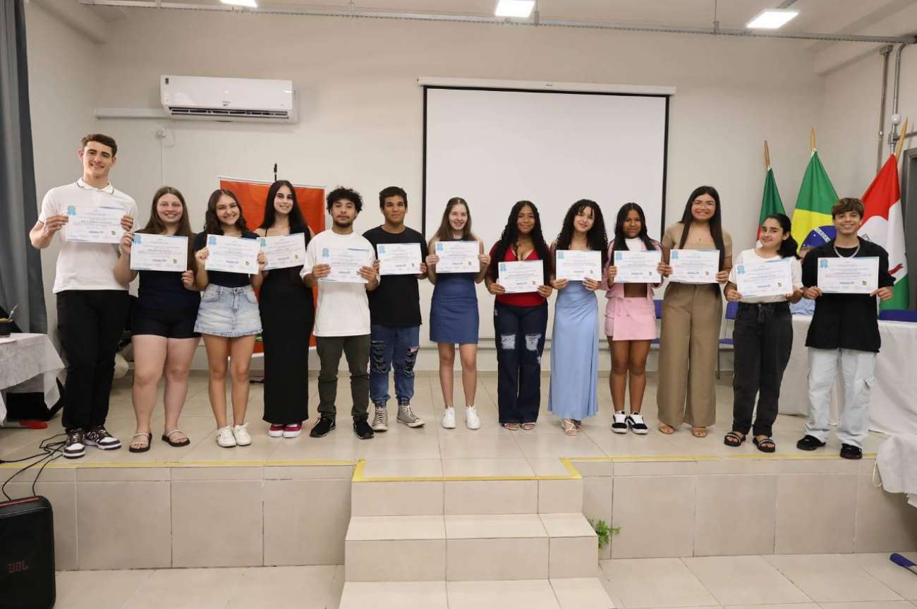 Formação de jovens lideranças marca encerramento do Projeto Jovens Inspiradores