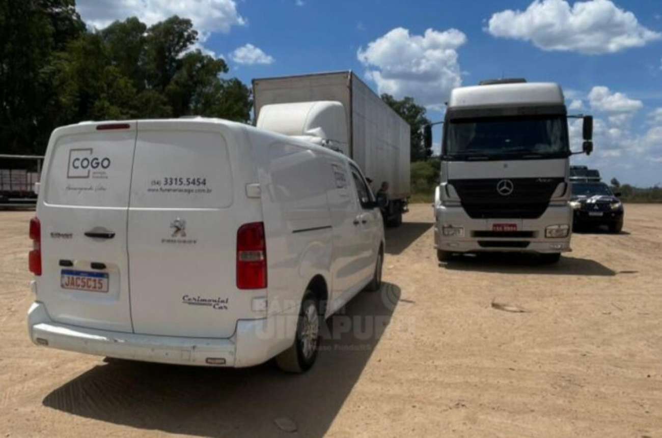 Homem é encontrado morto no interior de caminhão estacionado, em Passo Fundo