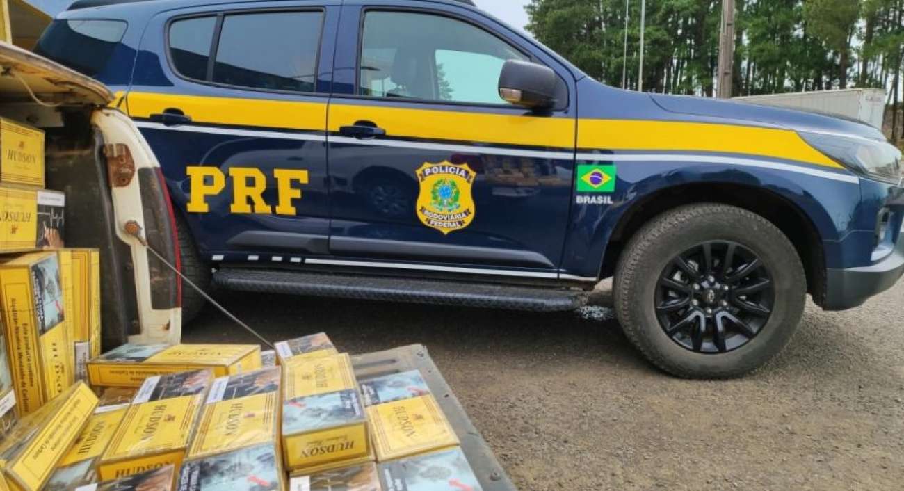 PRF prende homem com mais de 12 mil maços de cigarros em Vacaria