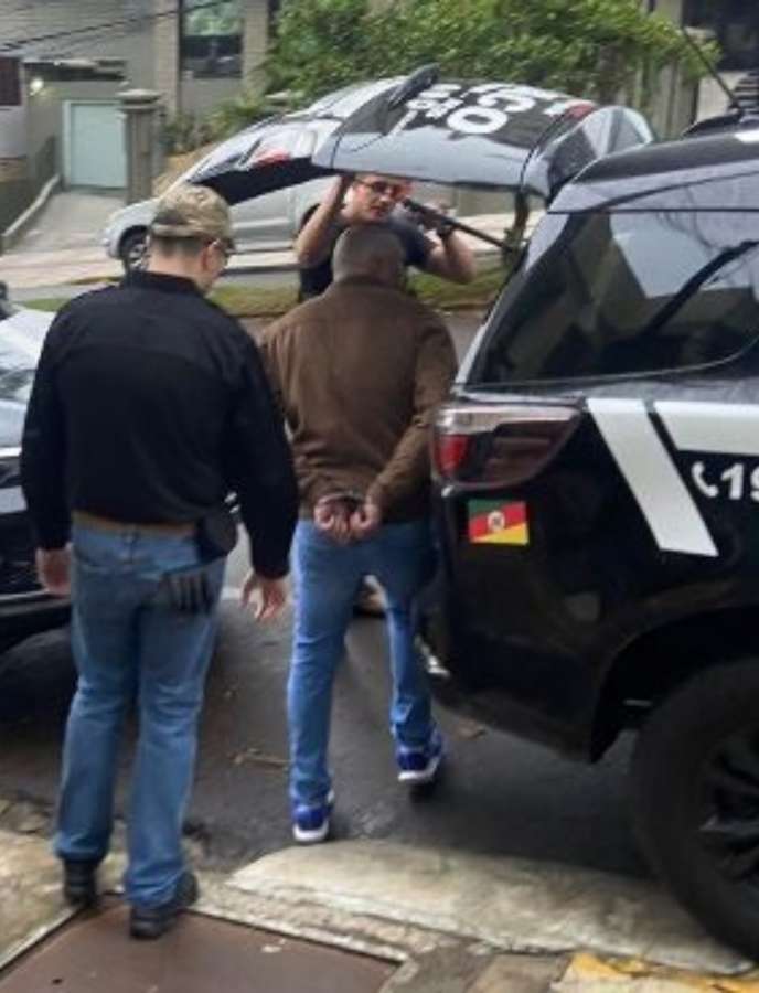 ATULIZADA: Uma pessoa é presa em Tapejara em grande operação contra estelionatários