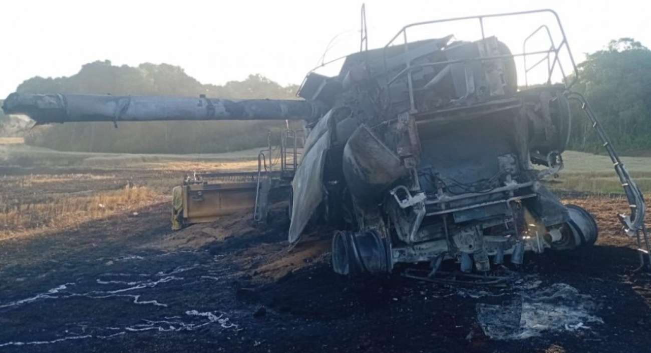 Incêndio destrói máquina agrícola em Lagoa Vermelha