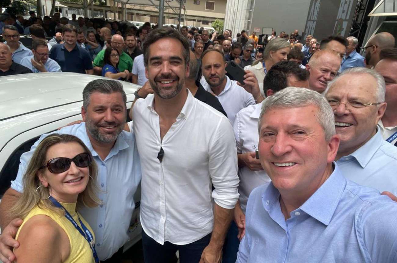 Emater de Tapejara recebe veículo por meio do Programa Operação Terra Forte