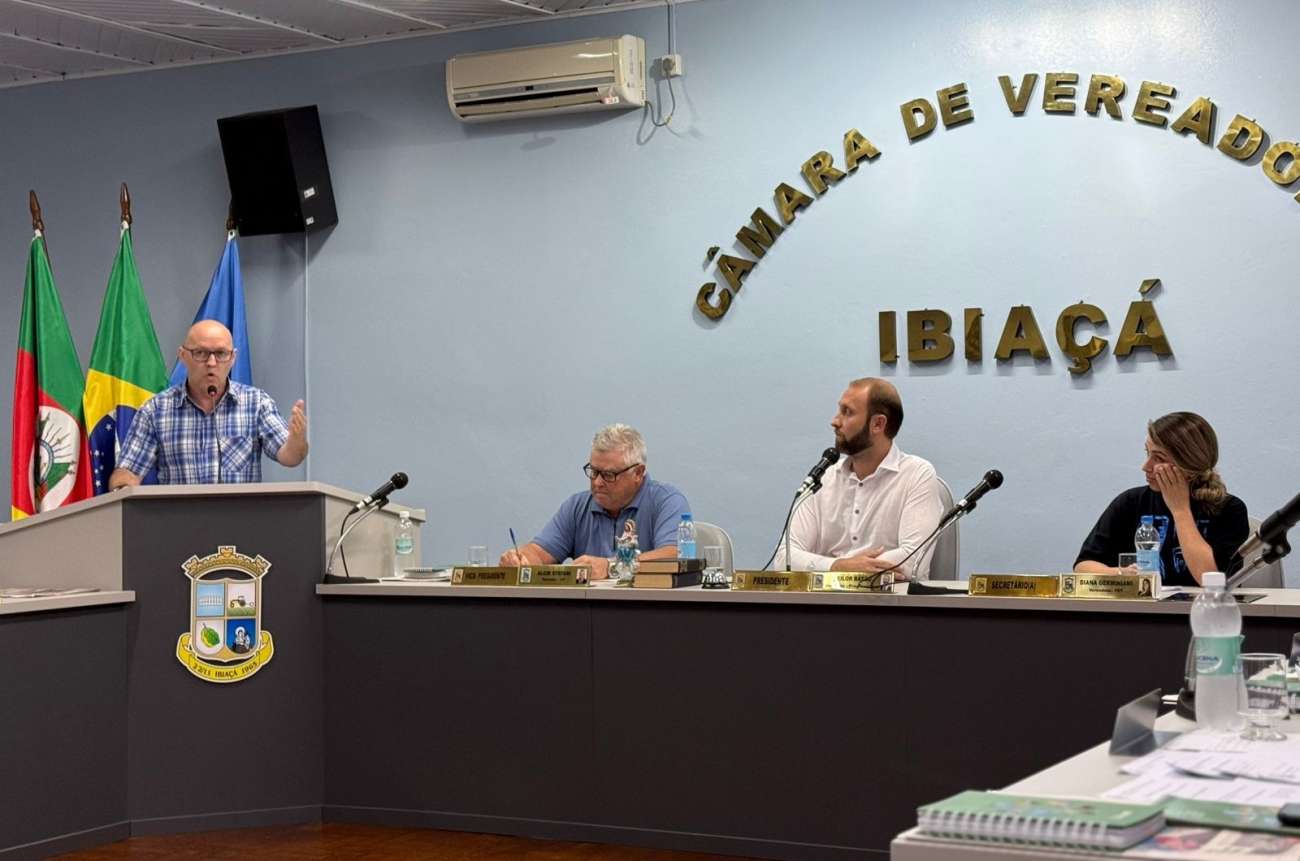 Ibiaçá aprova lei que obriga remoção de fios e equipamentos inutilizados de postes da cidade