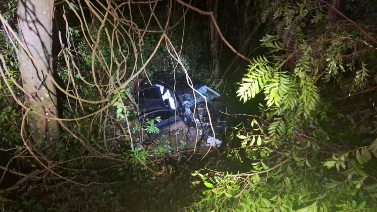 Saída de pista na RSC-153 deixa duas pessoas feridas em Ernestina