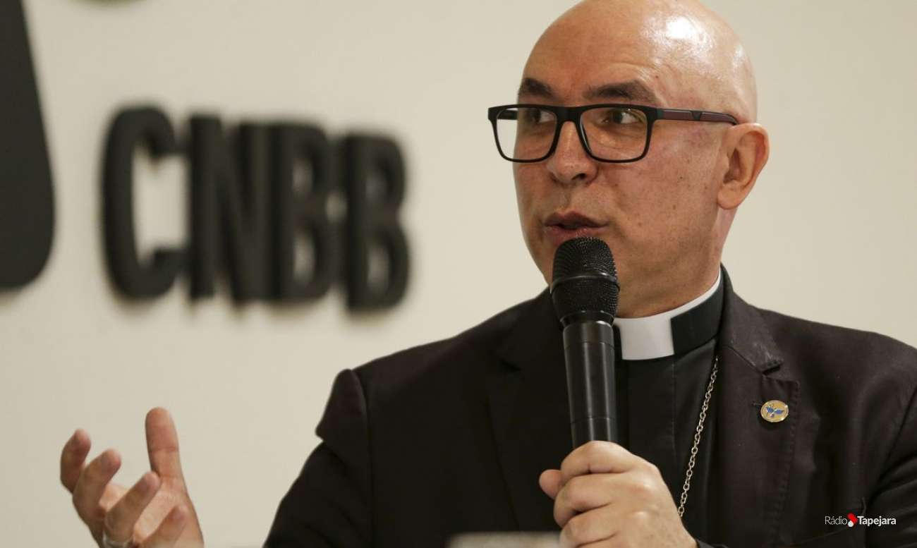 CNBB defende democracia e alerta para 