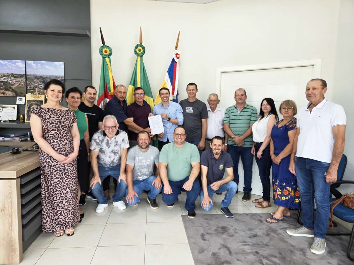 Vila Lângaro recebe emenda parlamentar de R$ 400 mil para aquisição de ônibus escolar