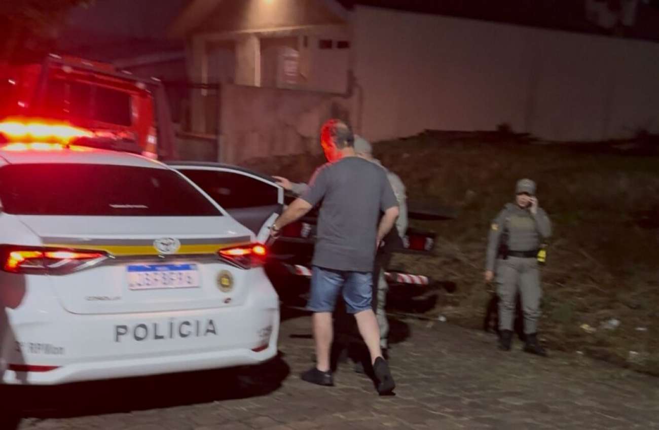 Sargento da reserva que se envolveu em acidente em Passo Fundo é transferido para Prisão Militar, em Porto Alegre