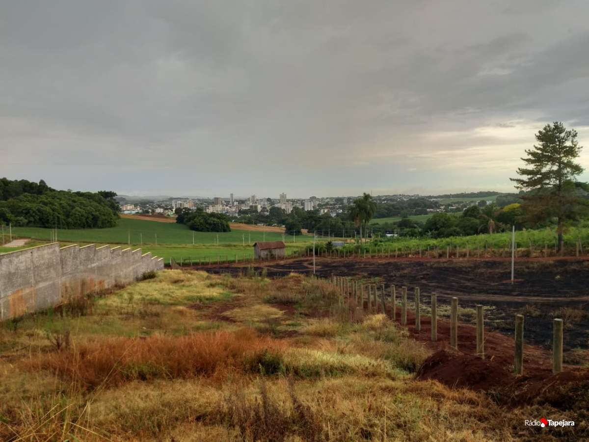 Apesar de sol nas primeiras horas da manhã, região deverá ter períodos de chuva durante o final de semana