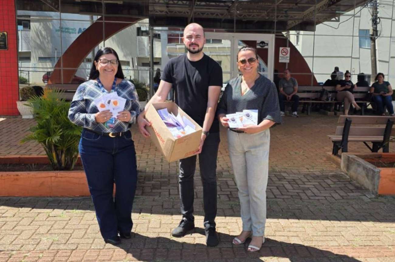 Psicólogos da Rede Municipal de Saúde levam conscientização do Janeiro Branco às ruas