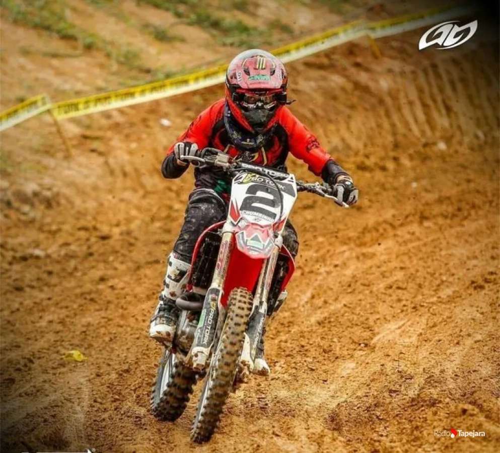 Lenda do motocross e campeão brasileiro, Chumbinho Becker morre em grave acidente de trânsito