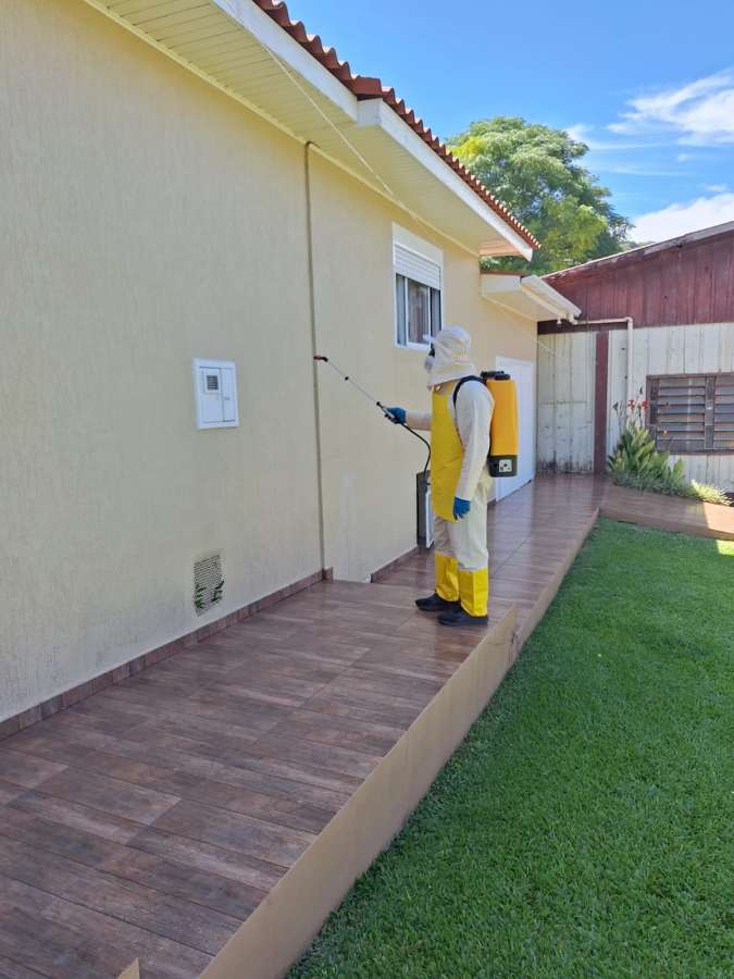 Aplicação de BRI reforça ações de combate à dengue em Água Santa