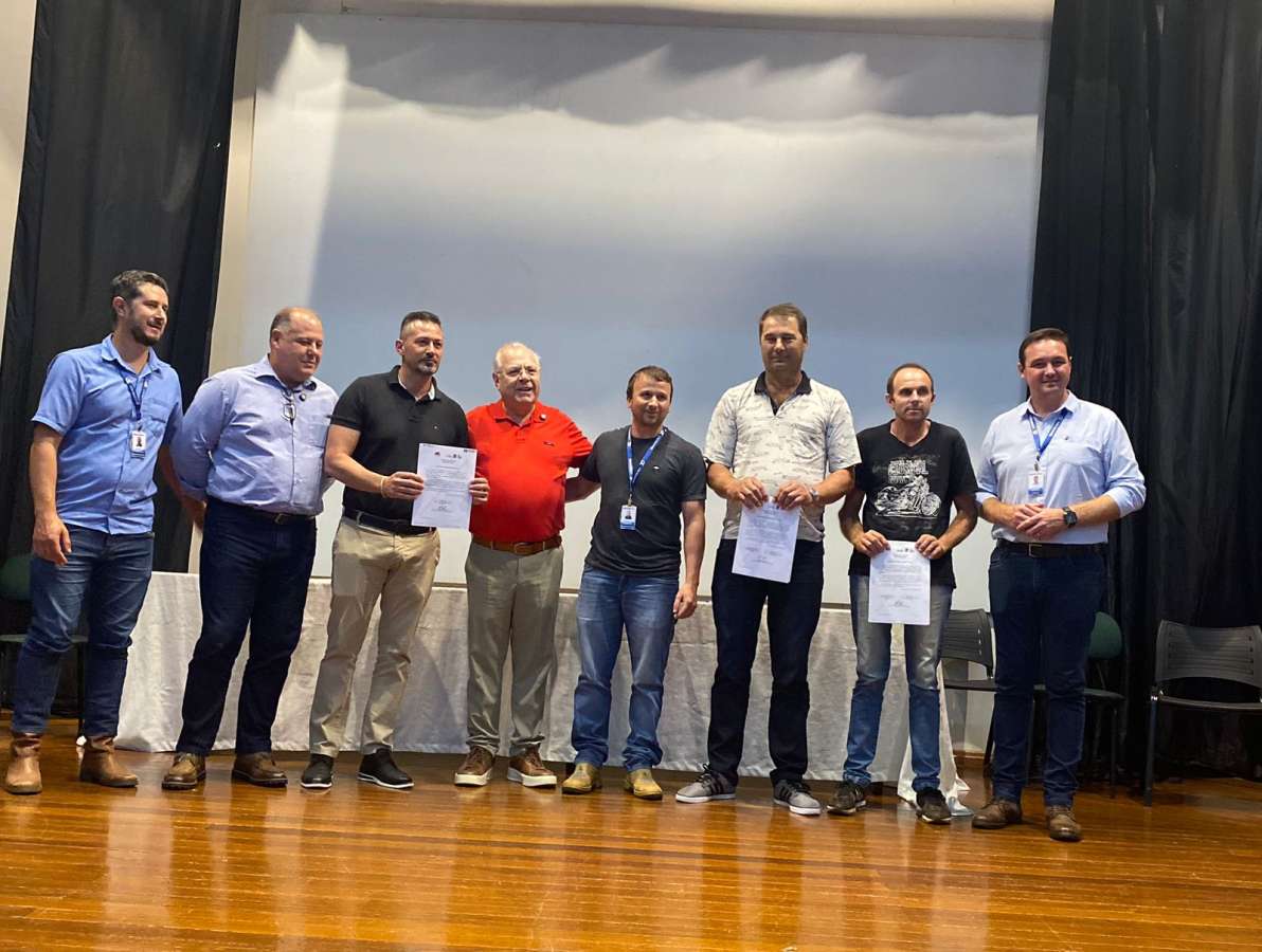 Charrua participa do Ato Oficial do Plano Safra RS – Bônus Mais Leite, em Sananduva