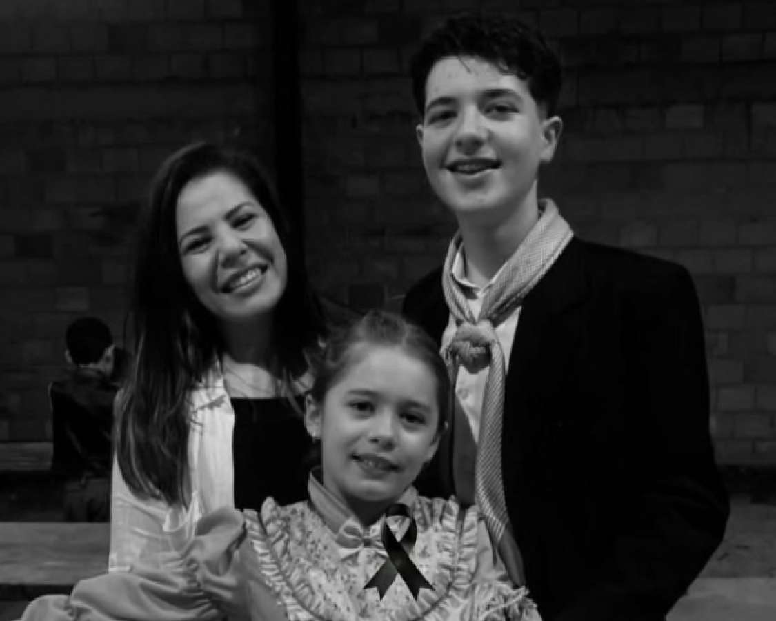 Comunidade lagoense se despede de Jislaine, Lorena e Vitor