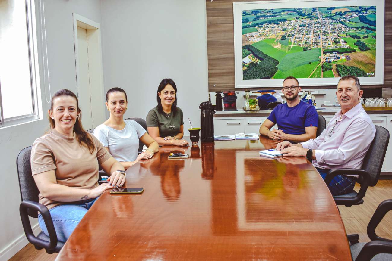 Administração de Ibiaçá recebe nova diretoria da ACISAI e projeta ações para 2026