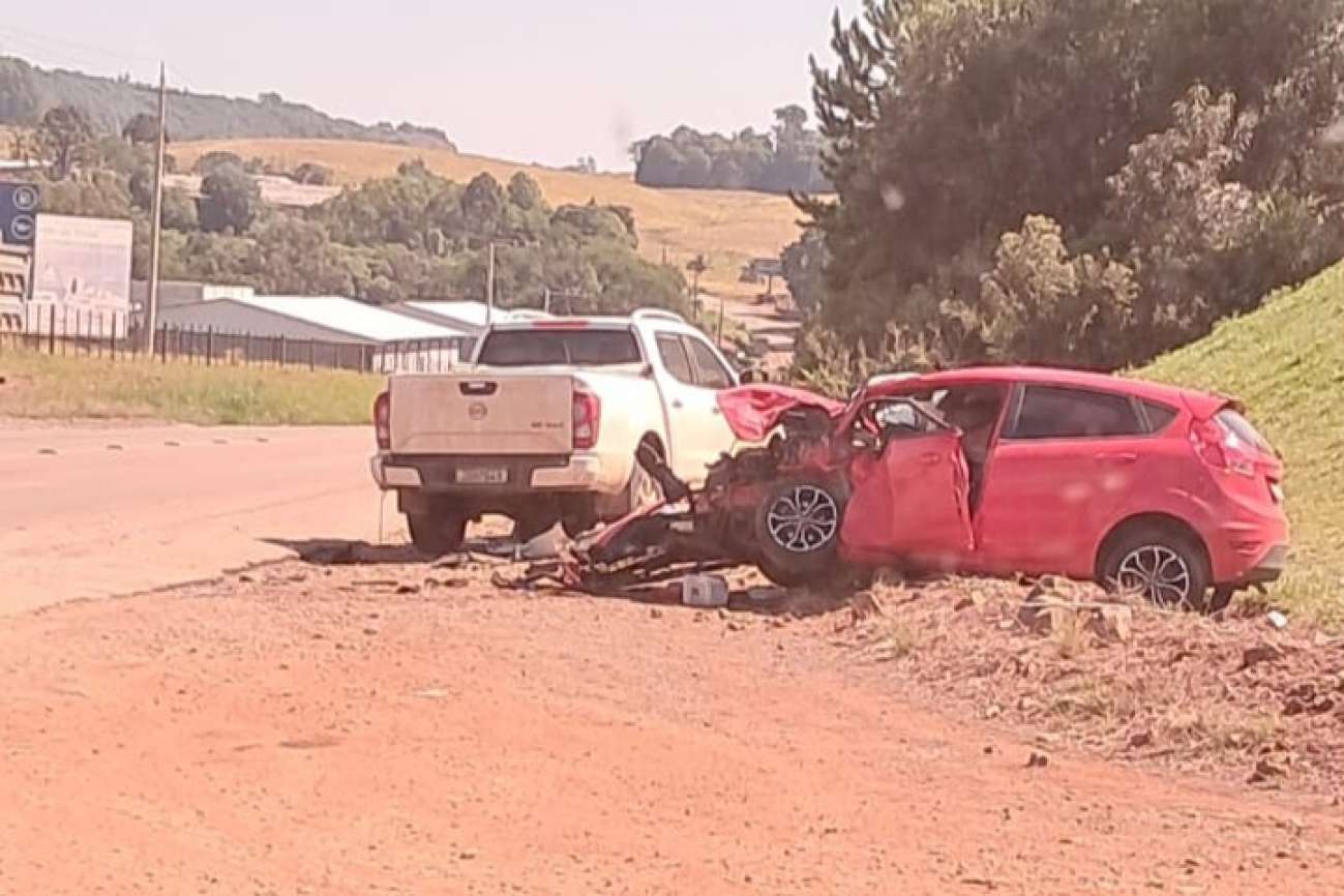 Três pessoas ficam feridas em sinistro de trânsito na ERS-126, em Sananduva