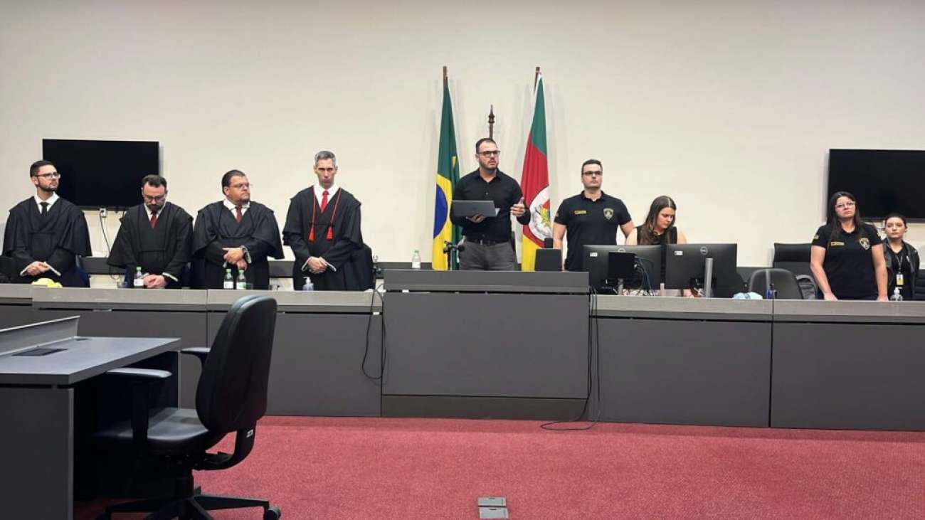 Júri condena motorista a mais de 28 anos de prisão por acidente que matou criança em Passo Fundo