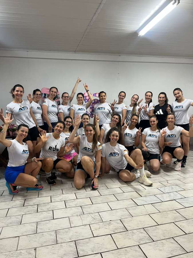 Associação Tapejarense de Atletismo promove encontro alusivo ao mês da mulher