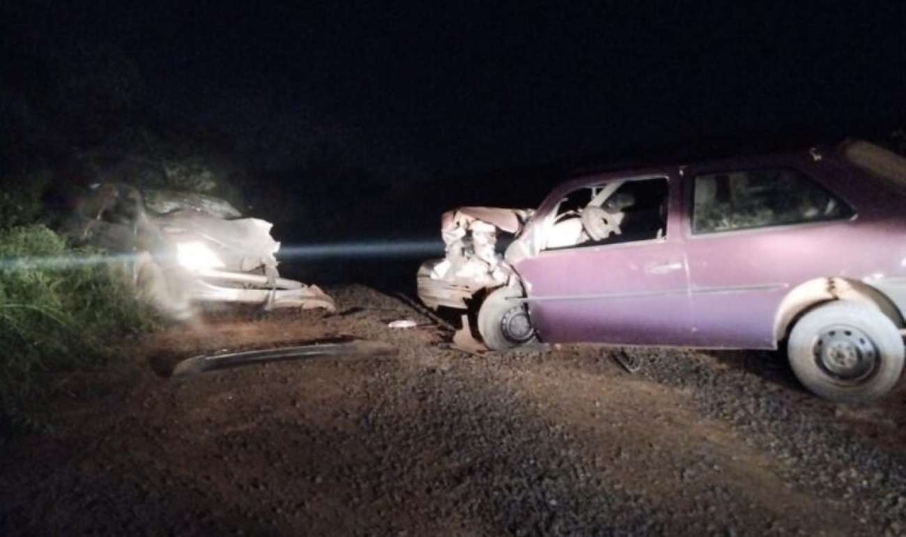 Três pessoas ficam feridas em sinistro de trânsito, em Erebango
