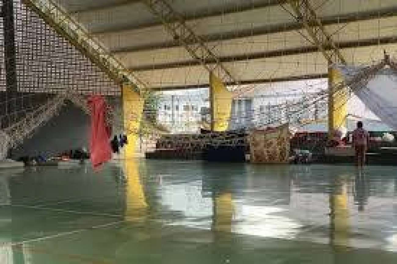 Indígenas descumprem ordem judicial e seguem com ocupação em ginásio escolar de Charrua